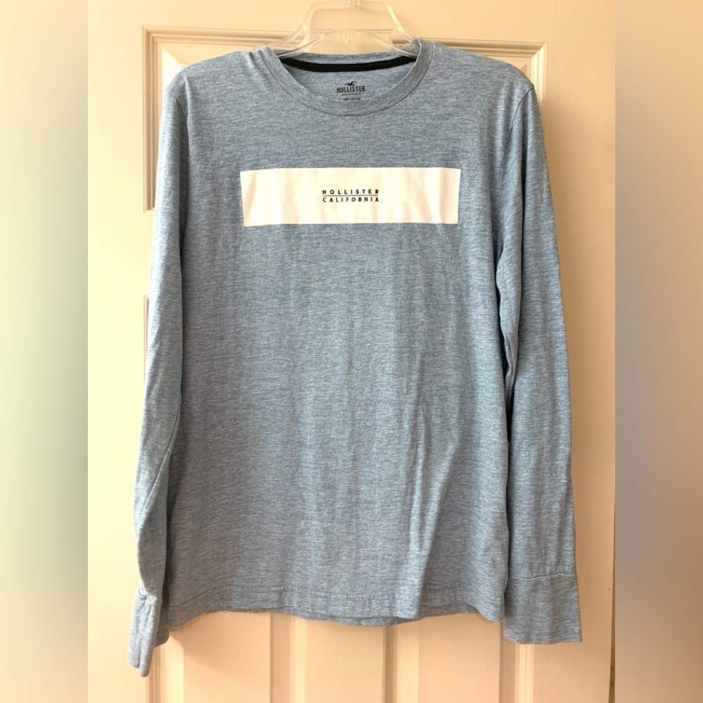 Hollister Light Blue Long Sleeve Men’s T-shirt